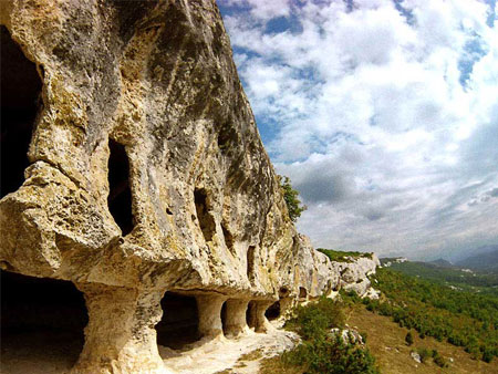 пещерный монастырь Шулдан