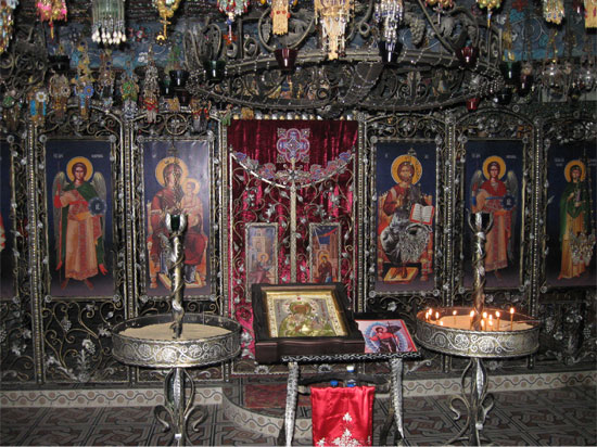 Храм в скиту св. Анастасии